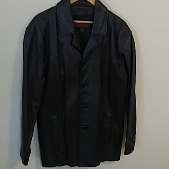 Danier leather Jacket - Picture 1 of 7